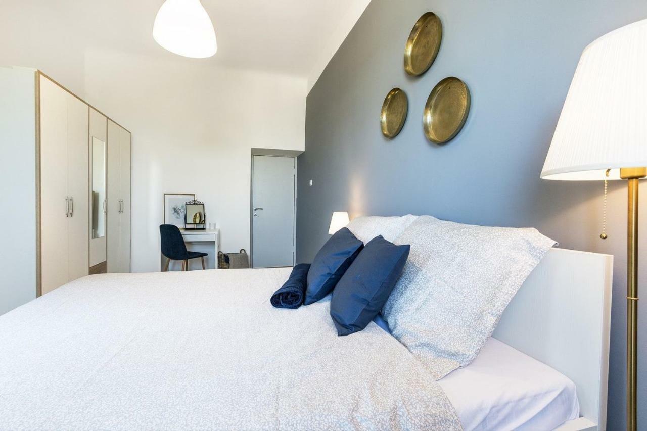 *** Lounge Terrace Apartment With The Harbour View / City Centre *** PUY 외부 사진