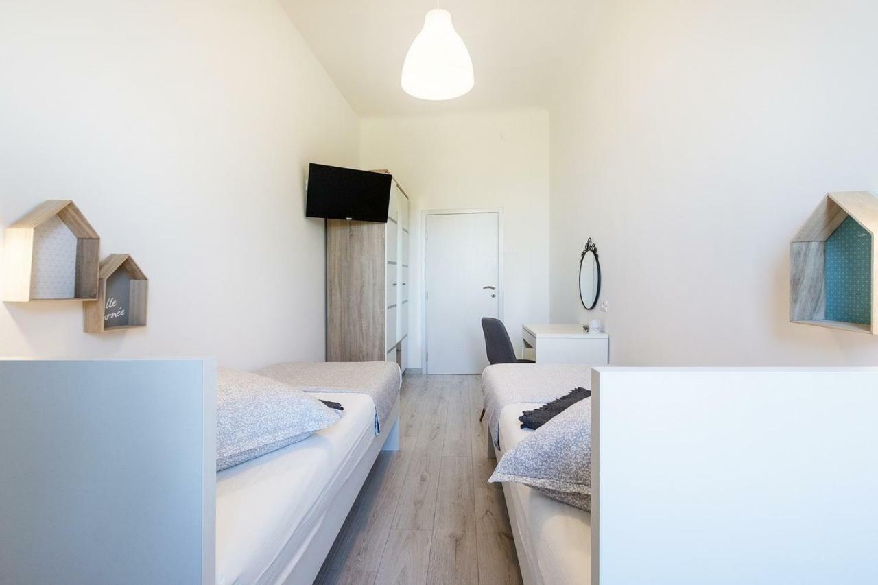 *** Lounge Terrace Apartment With The Harbour View / City Centre *** PUY 외부 사진